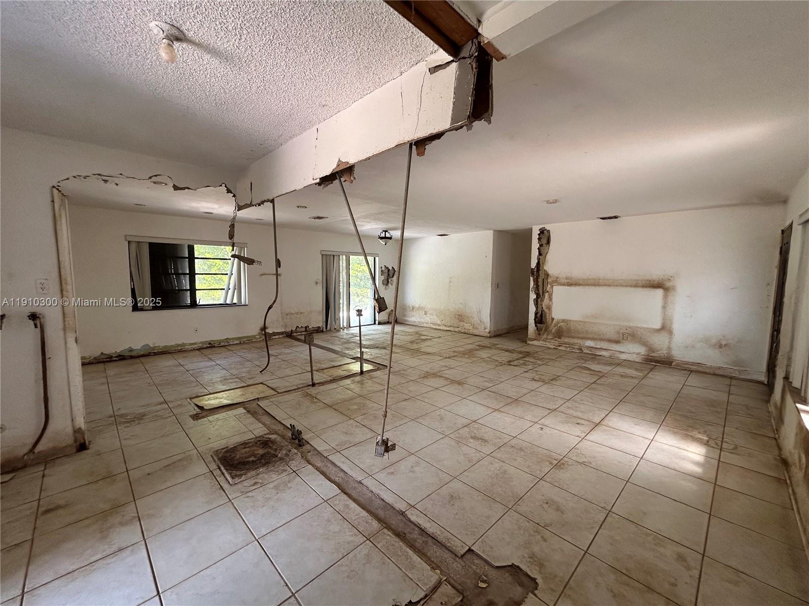 HEFTLER HOMES SEC 1 - Residential