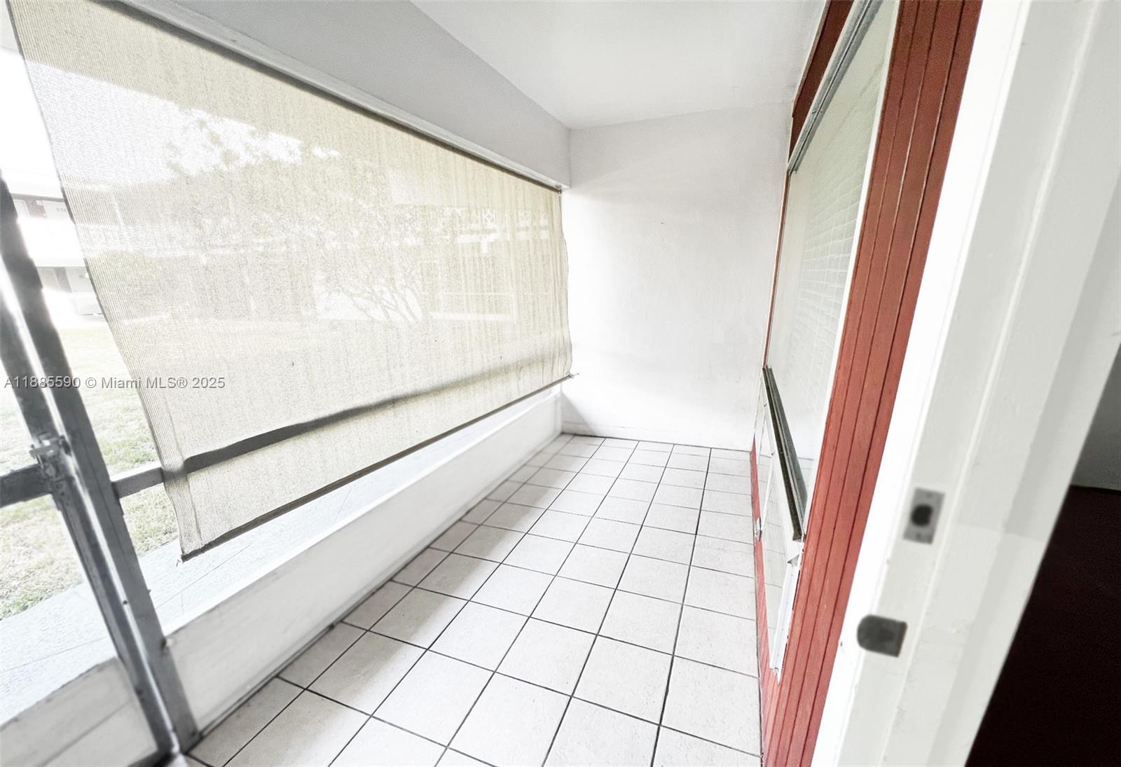 EDGEWOOD GREENS CONDO - Residential Lease