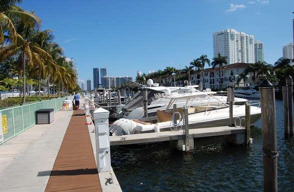 ARTECH RESIDENCES AT AVEN - Residential Lease