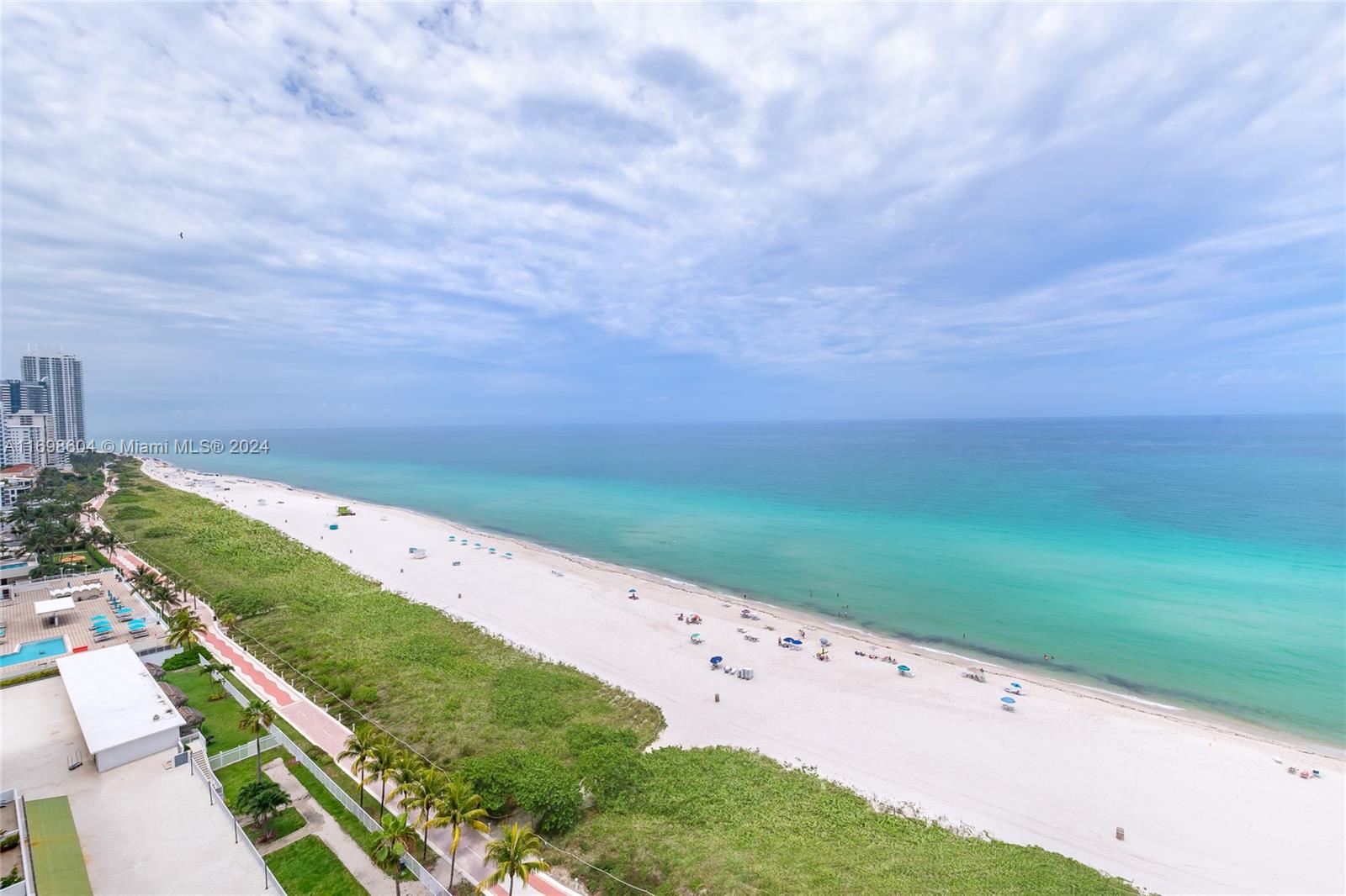 Rental Property at 5601 Collins Ave 1710, Miami Beach, Miami-Dade County, Florida - Bedrooms: 2 
Bathrooms: 2  - $3,400 MO.