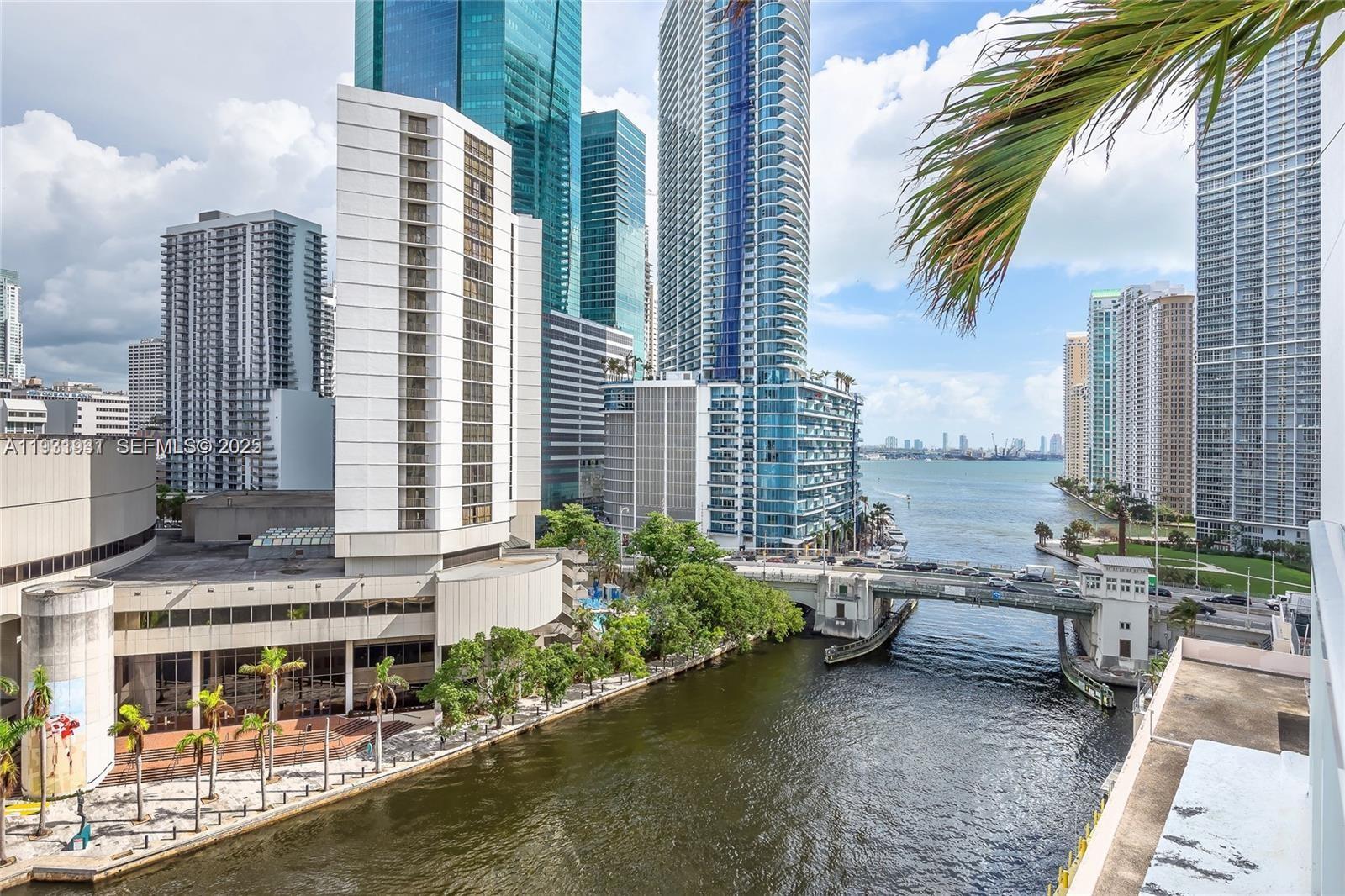 BRICKELL ON THE RIVER N T - Residential Lease