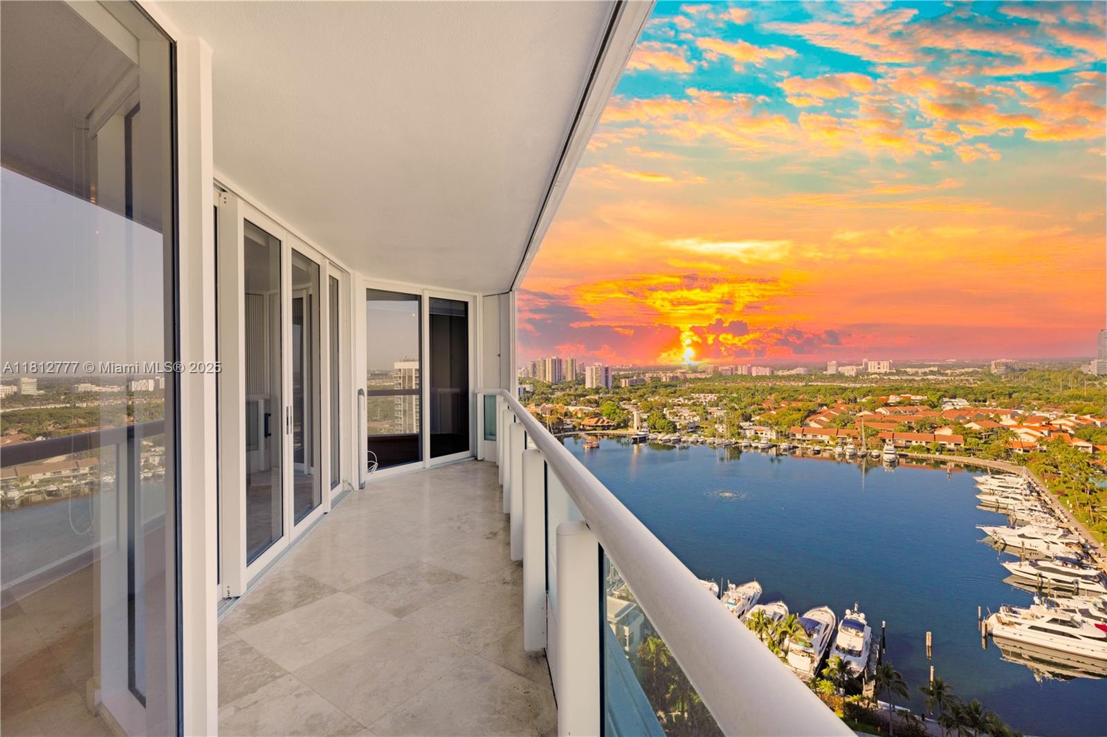 SOUTH TOWER AT THE POINT - Residential