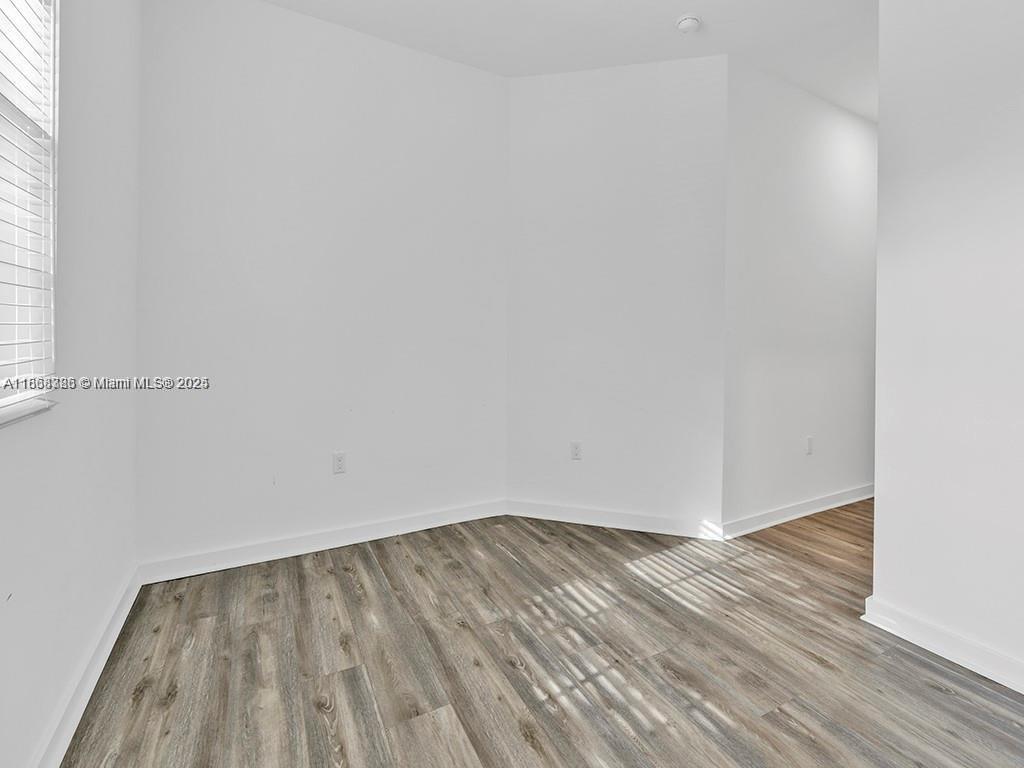 BAHIA DELRAY TOWNHOMES CO - Residential Lease