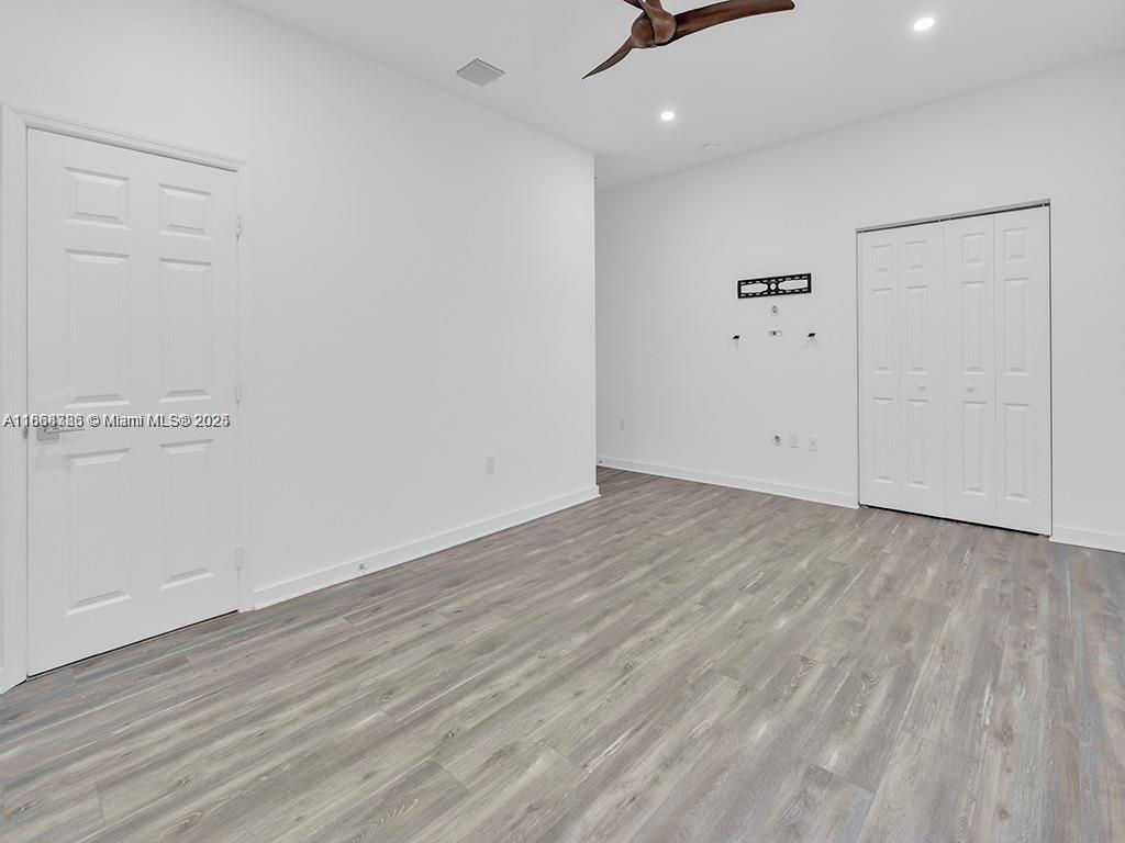 BAHIA DELRAY TOWNHOMES CO - Residential Lease