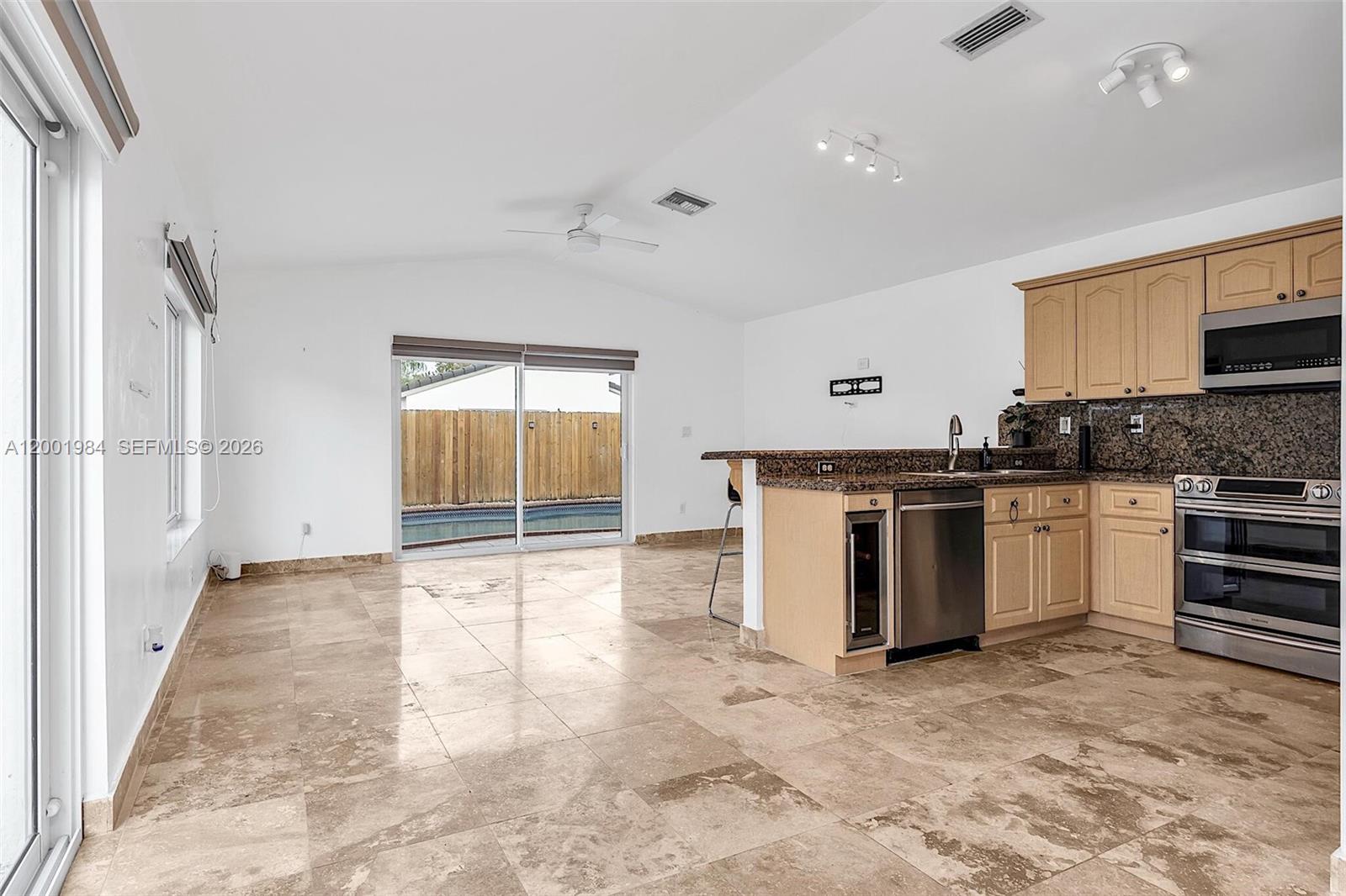 WEITZER SERENA LAKES WEST - Residential