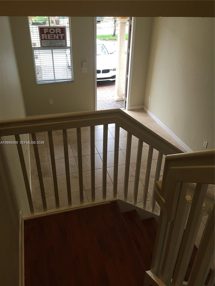 GRAND LAKES PHASE III - Residential Lease