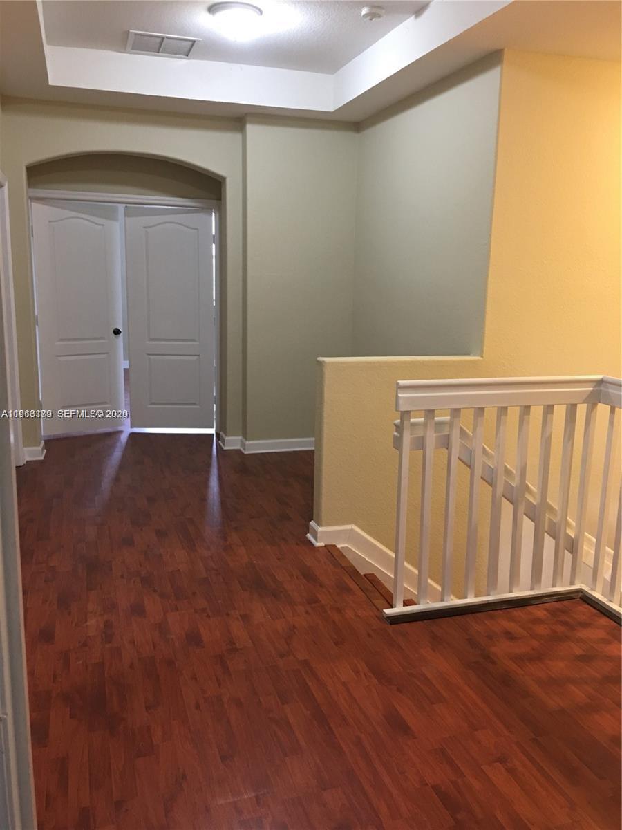 GRAND LAKES PHASE III - Residential Lease