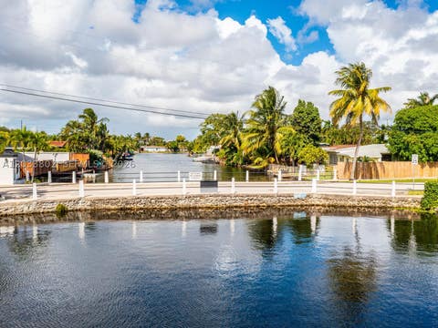 Photo of 2856 NW 10th Ave, Wilton Manors, FL 33311 (MLS # A12033802)