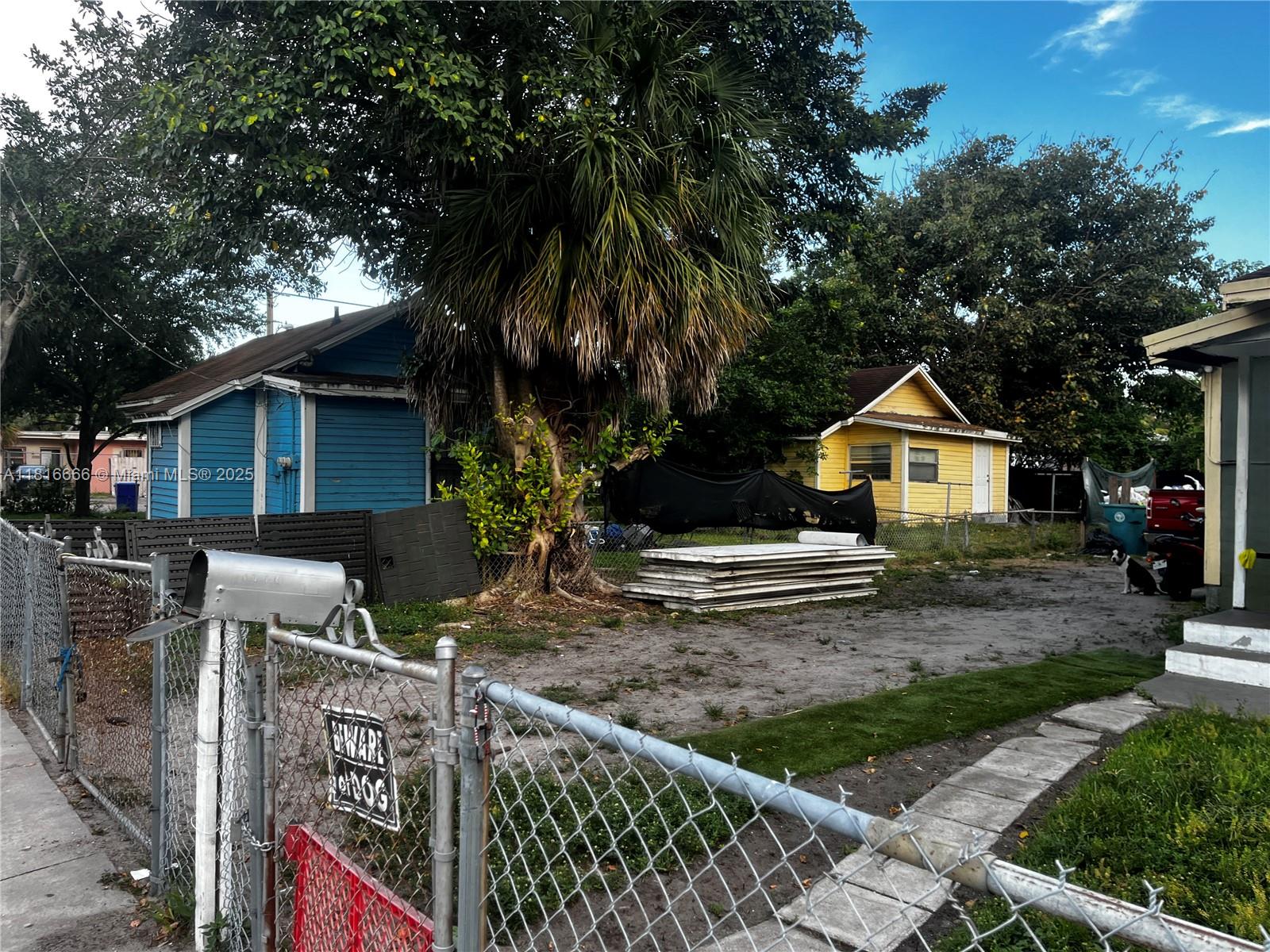 5750 NW 5th Ave