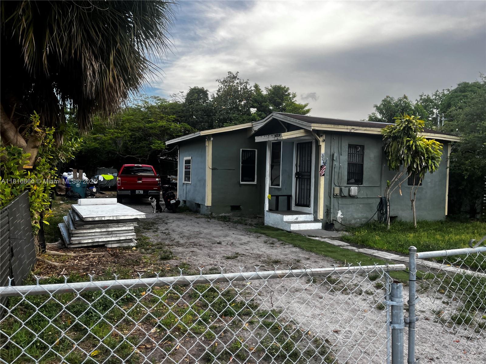 5750 NW 5th Ave