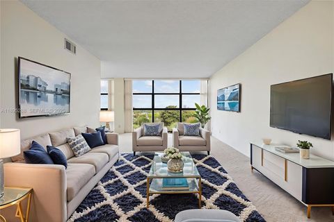 Photo of 600 Parkview Dr #625, Hallandale Beach, FL 33009 (MLS # A11895288)