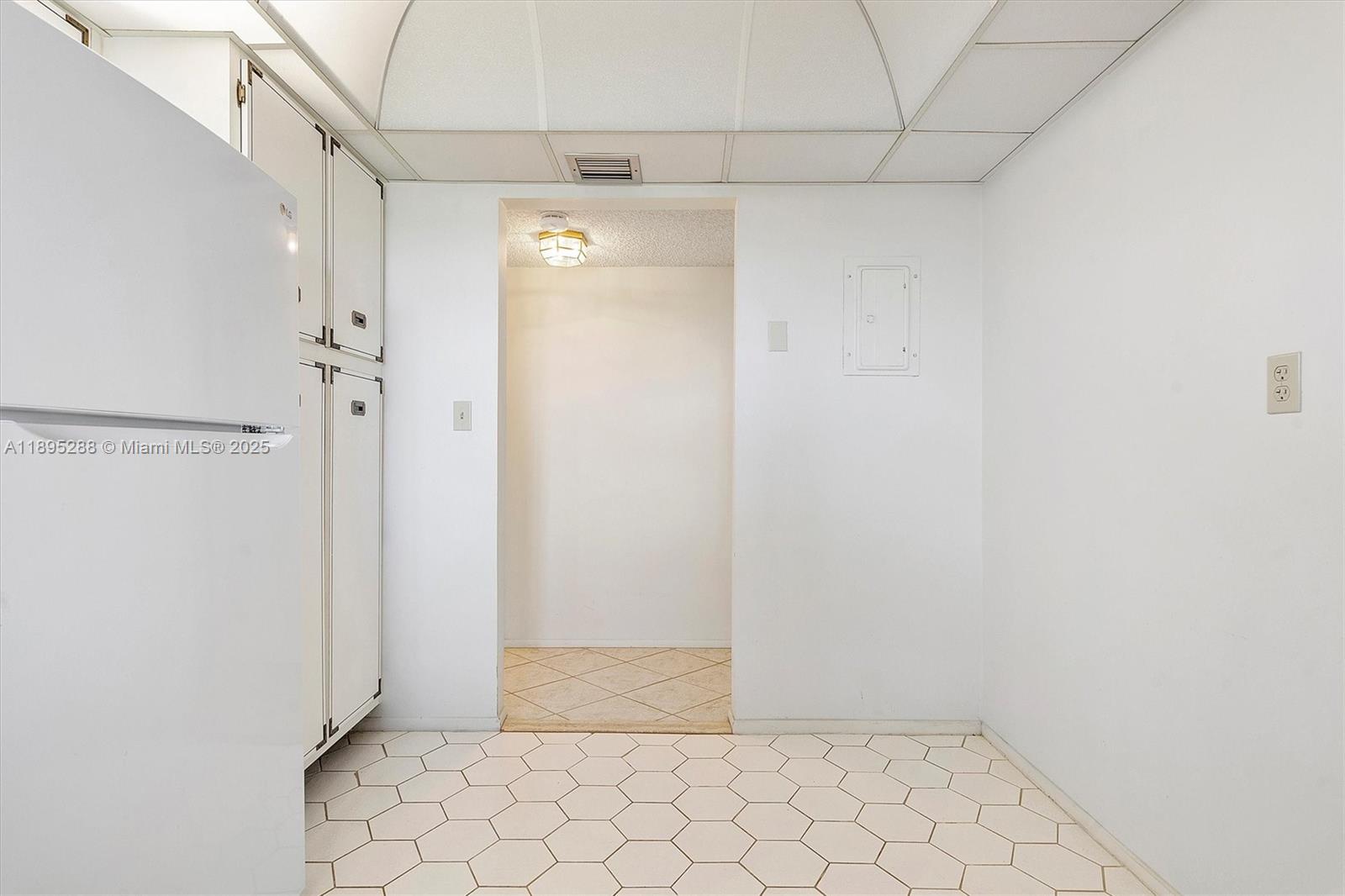 TOWERS OF OCEANVIEW SOUTH - Residential