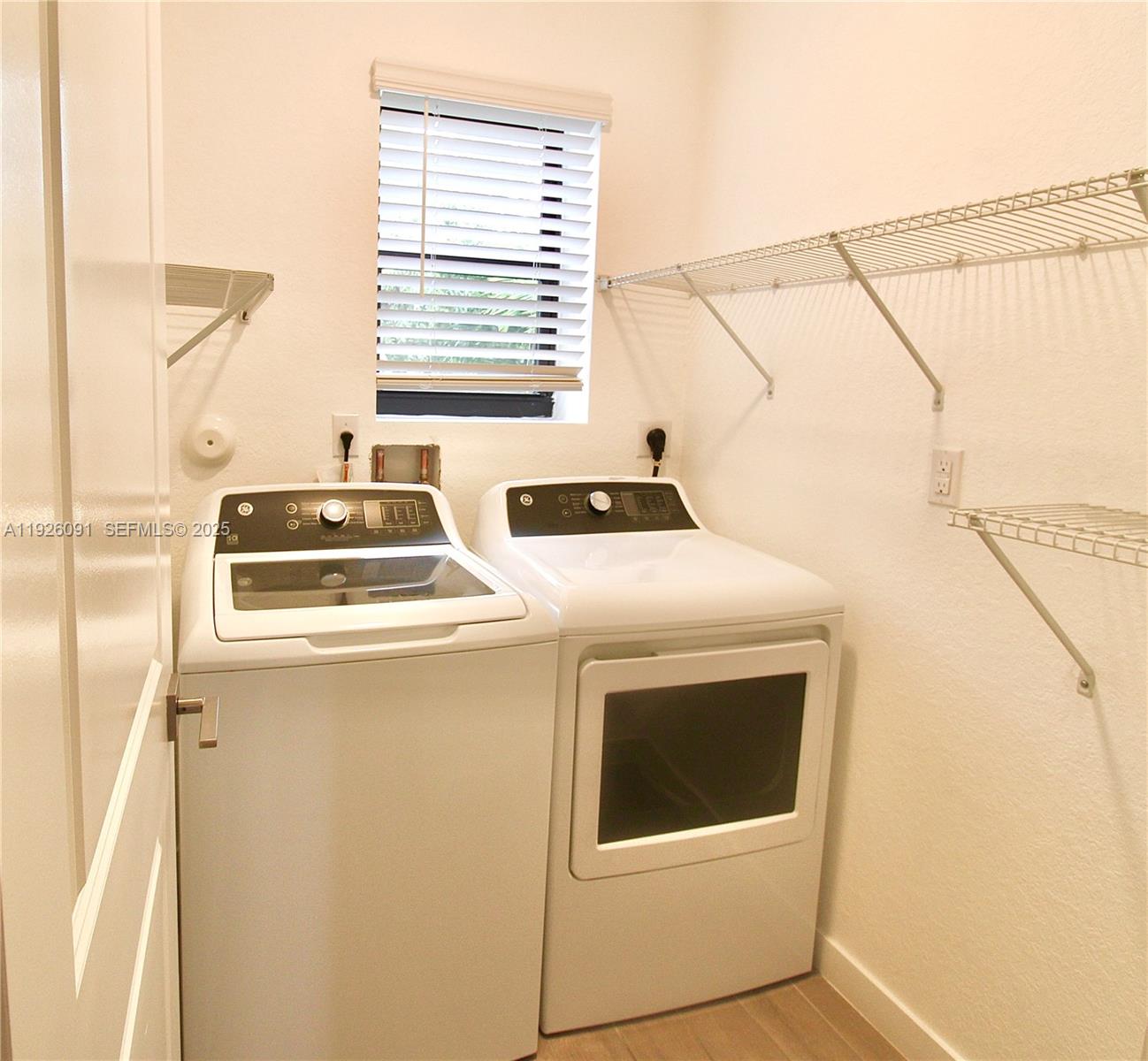 ROYAL HOMES WEST - Residential Lease