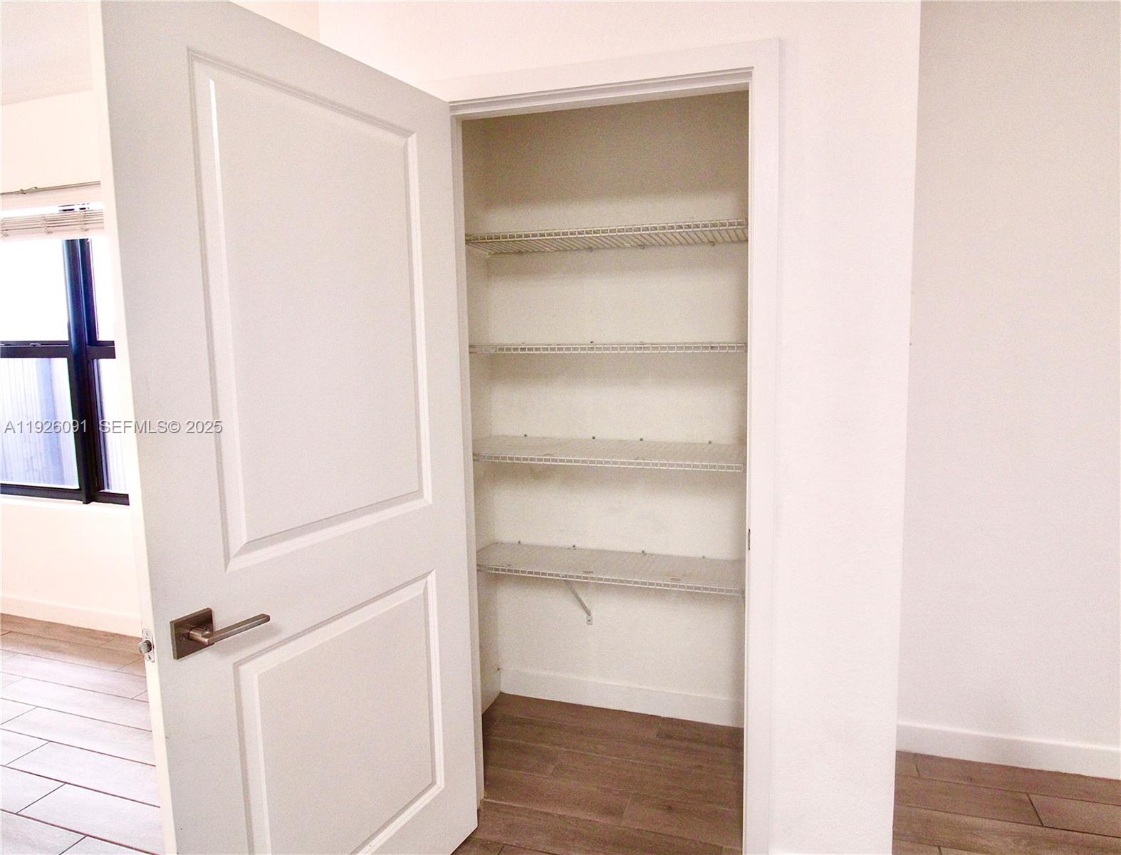 ROYAL HOMES WEST - Residential Lease