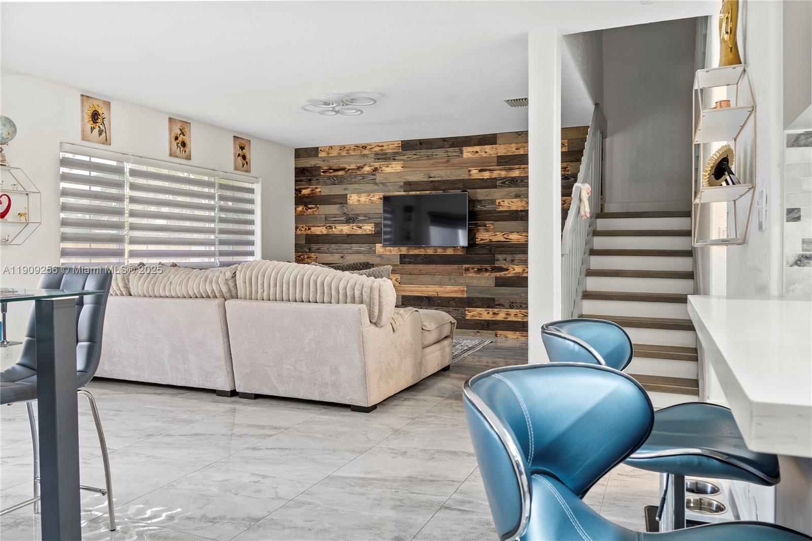 KEY LARGO TOWNHOMES CONDO - Residential