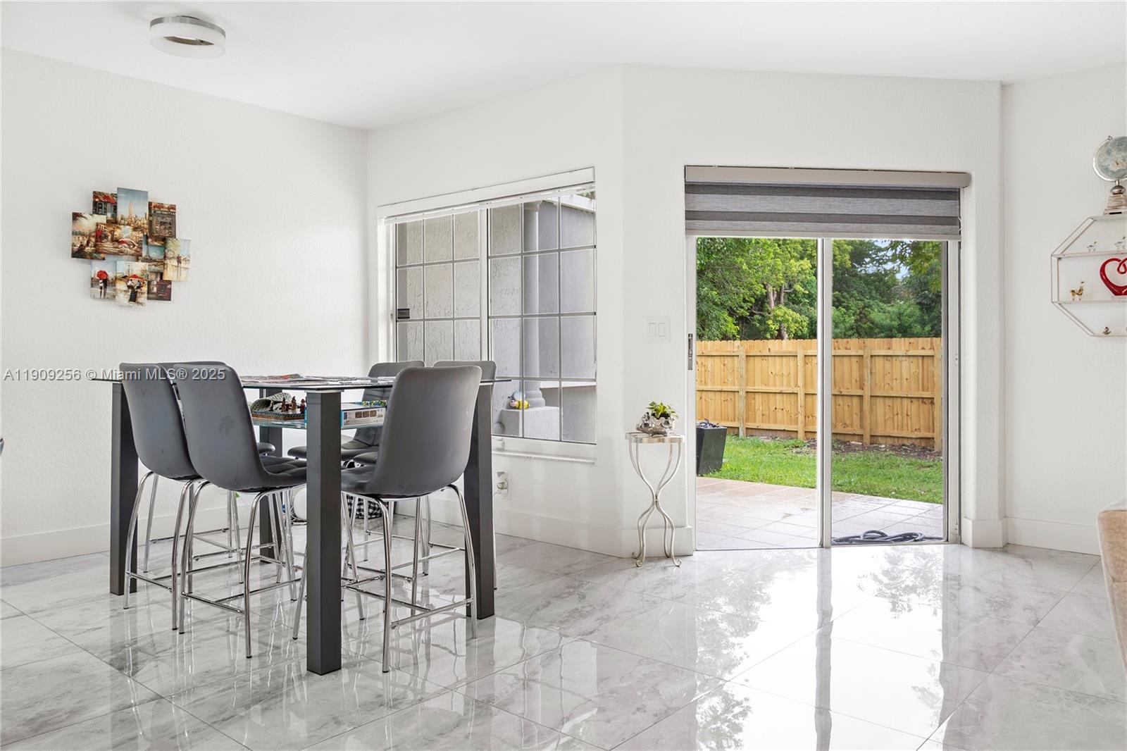 KEY LARGO TOWNHOMES CONDO - Residential