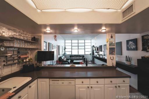 buckley towers - Residential Lease