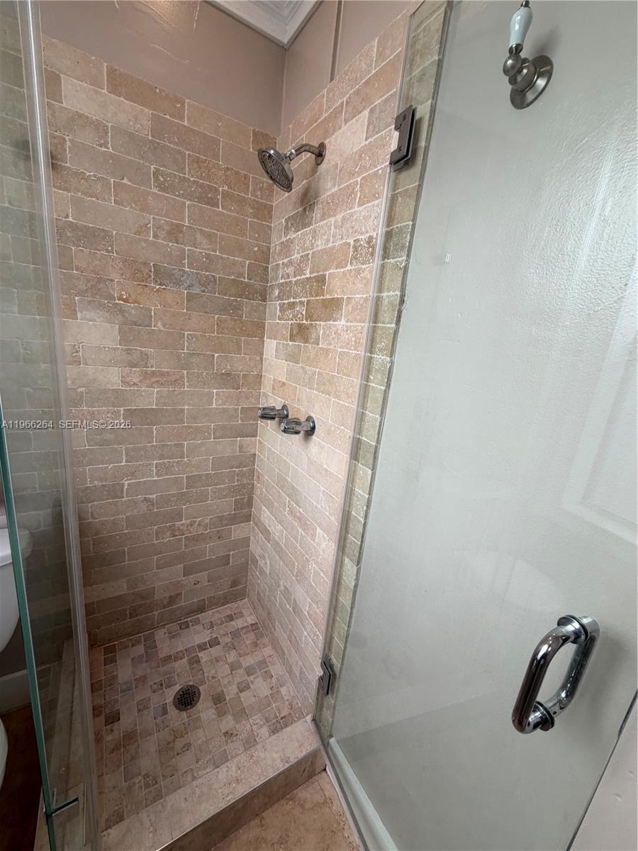 MENORES CONDO - Residential