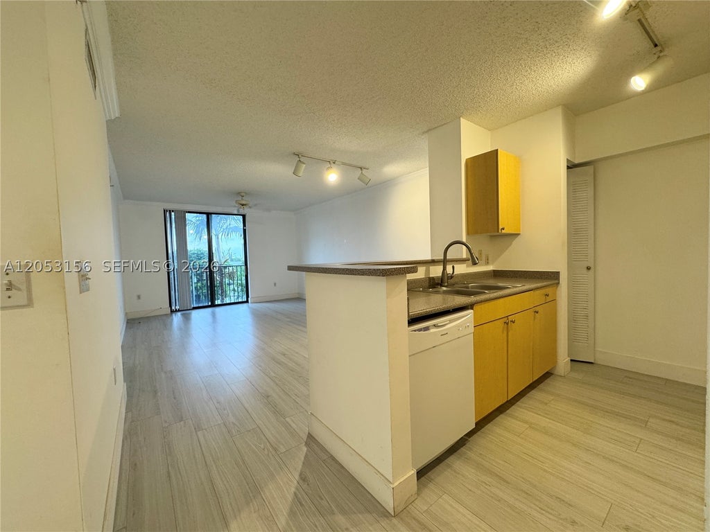 Photo of 1919 Van Buren St #506A, Hollywood, FL 33020 (MLS # A12053156)