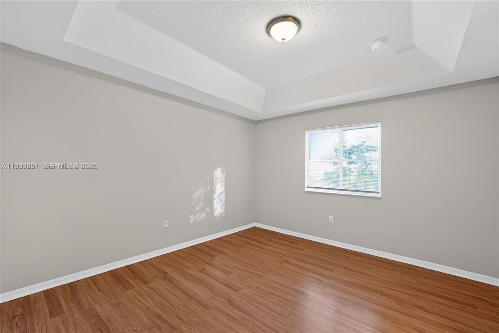 VENETIA GROVE - Residential