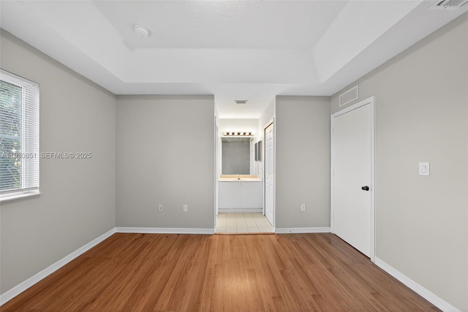 VENETIA GROVE - Residential