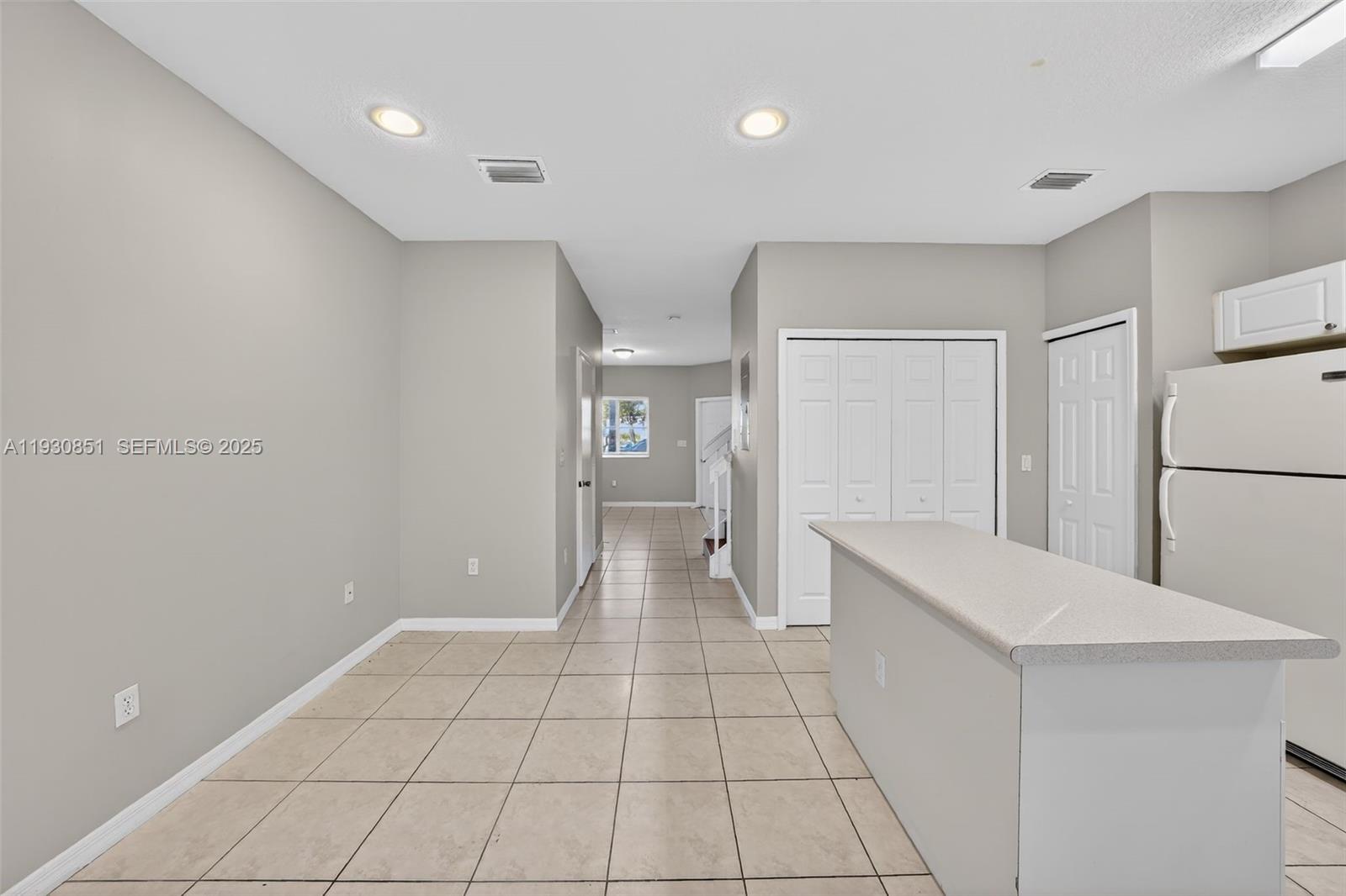 VENETIA GROVE - Residential