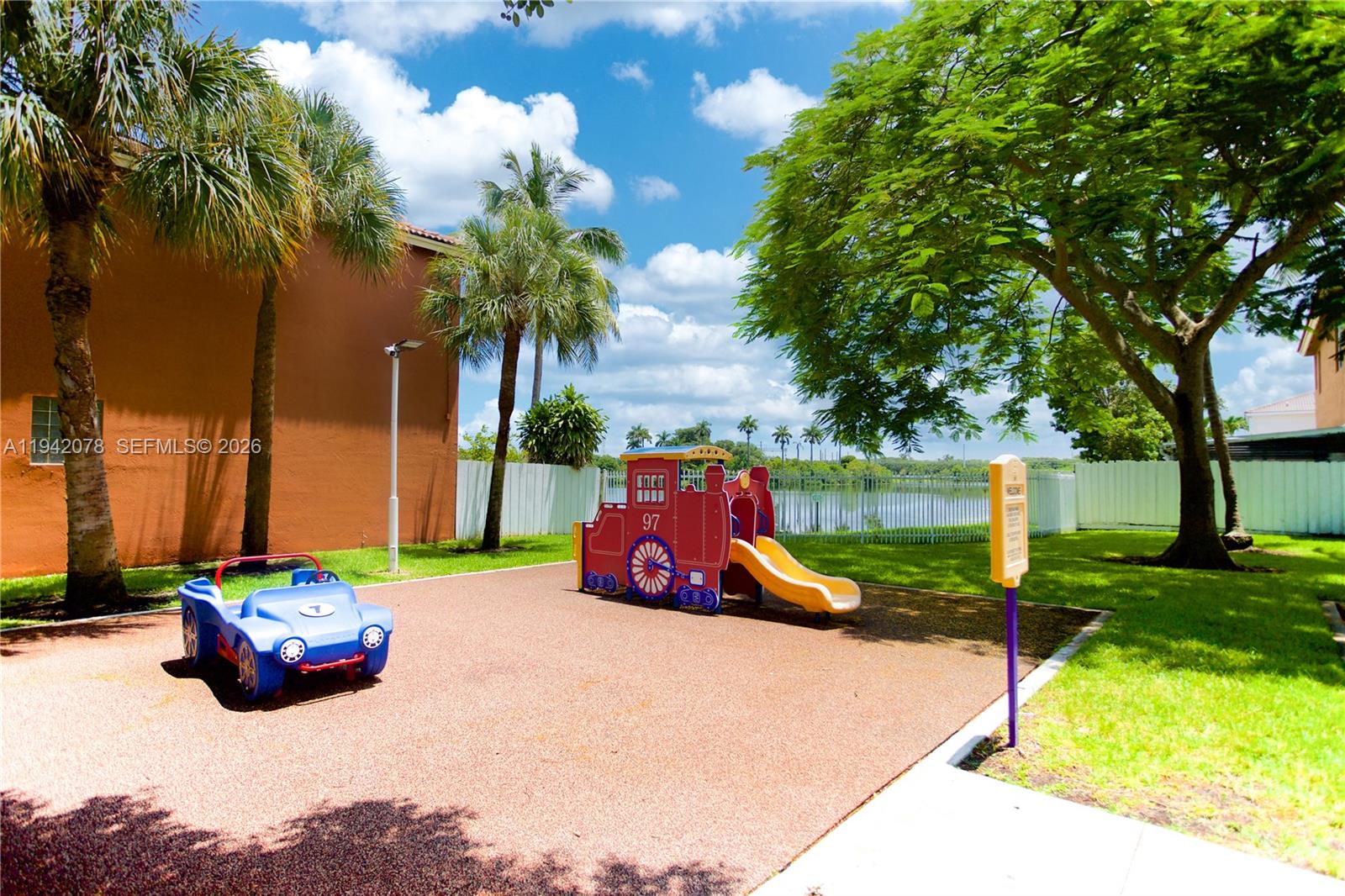 MAPLE RIDGE - Residential Lease