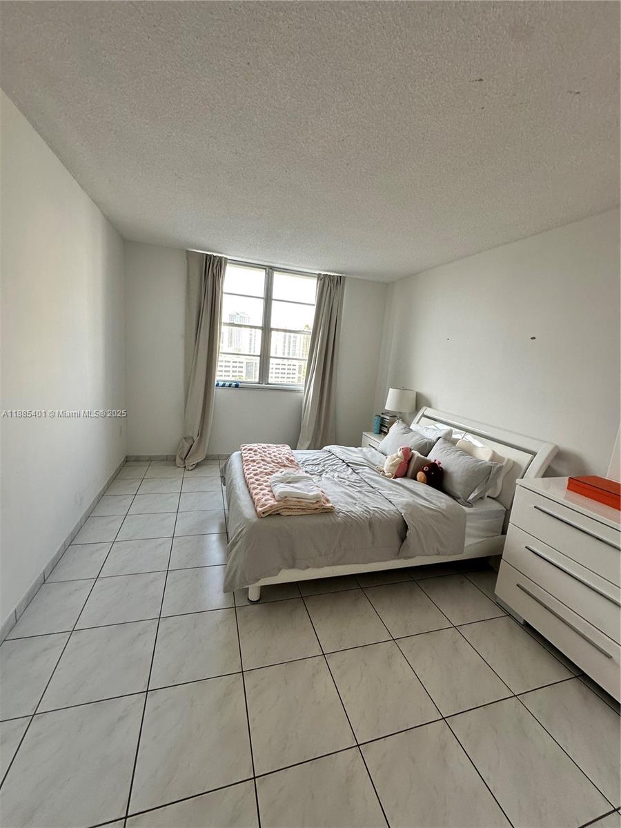 ARLEN HOUSE CONDO - Residential Lease