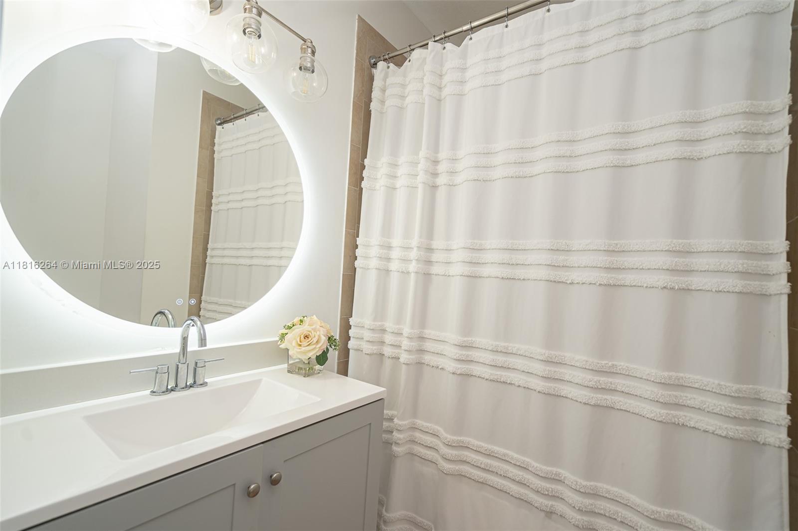 ST MAARTEN AT GRAND BAY C - Residential