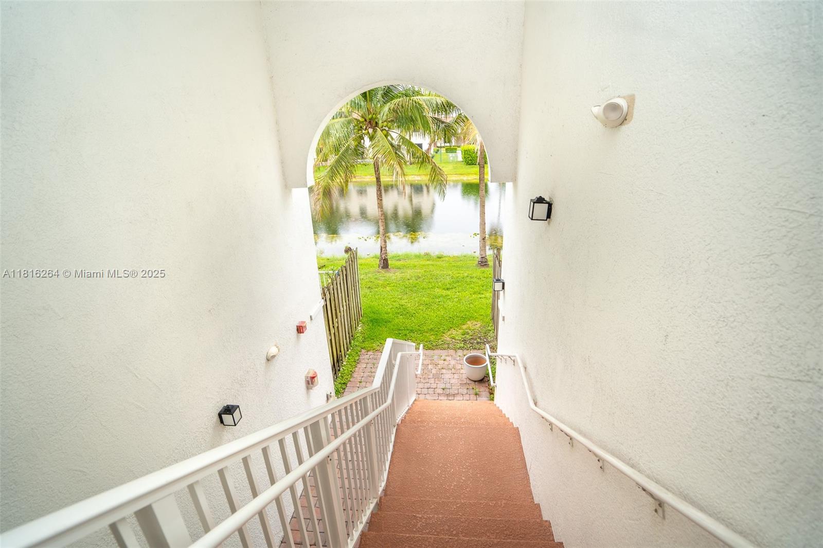 8760 NW 97th Ave 203
