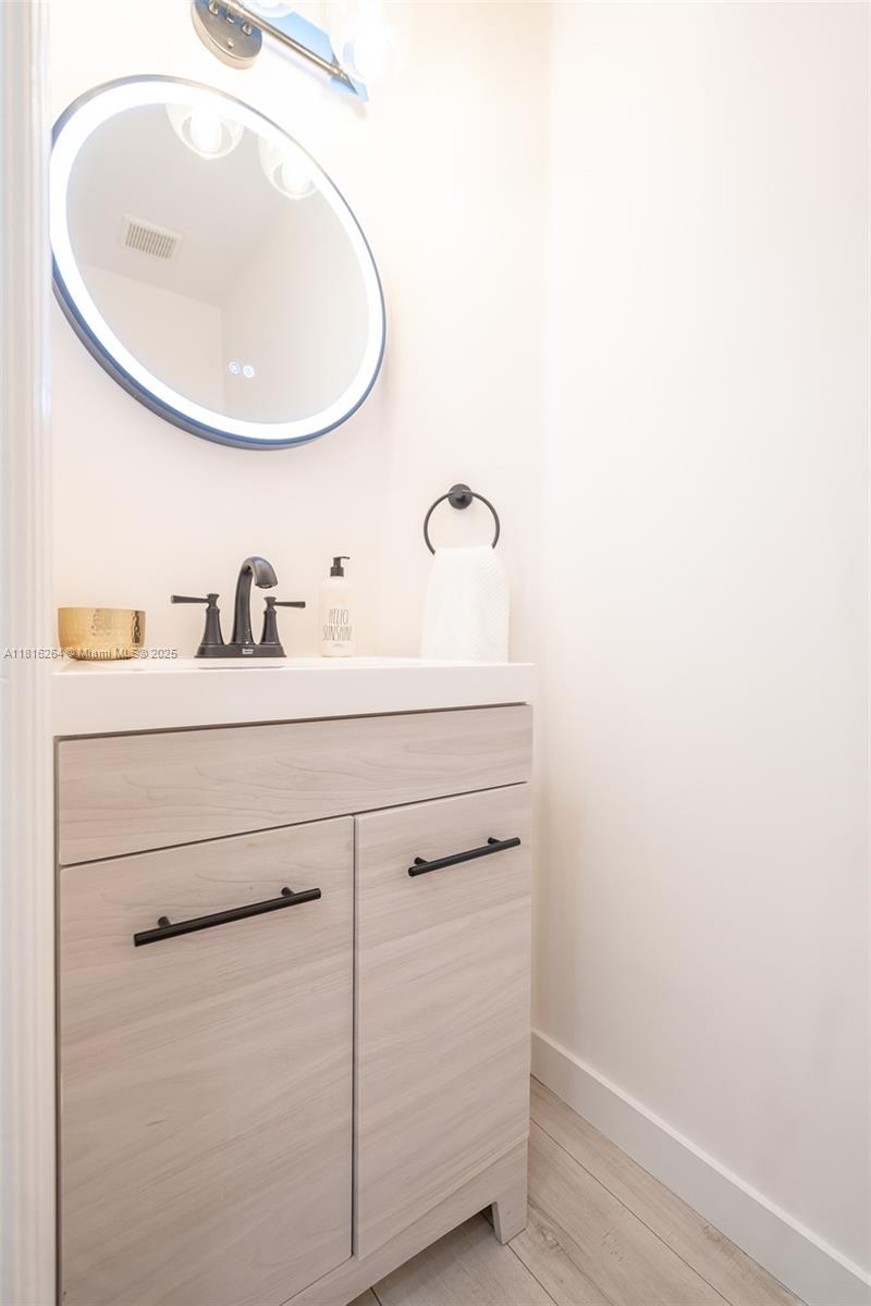 ST MAARTEN AT GRAND BAY C - Residential