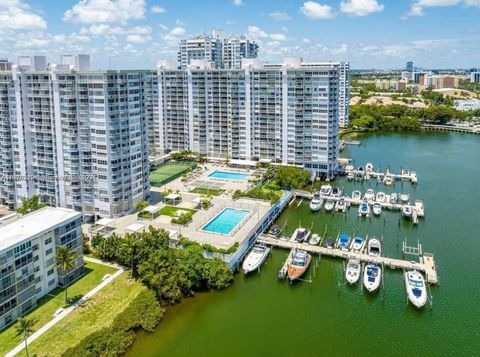 A home in Aventura