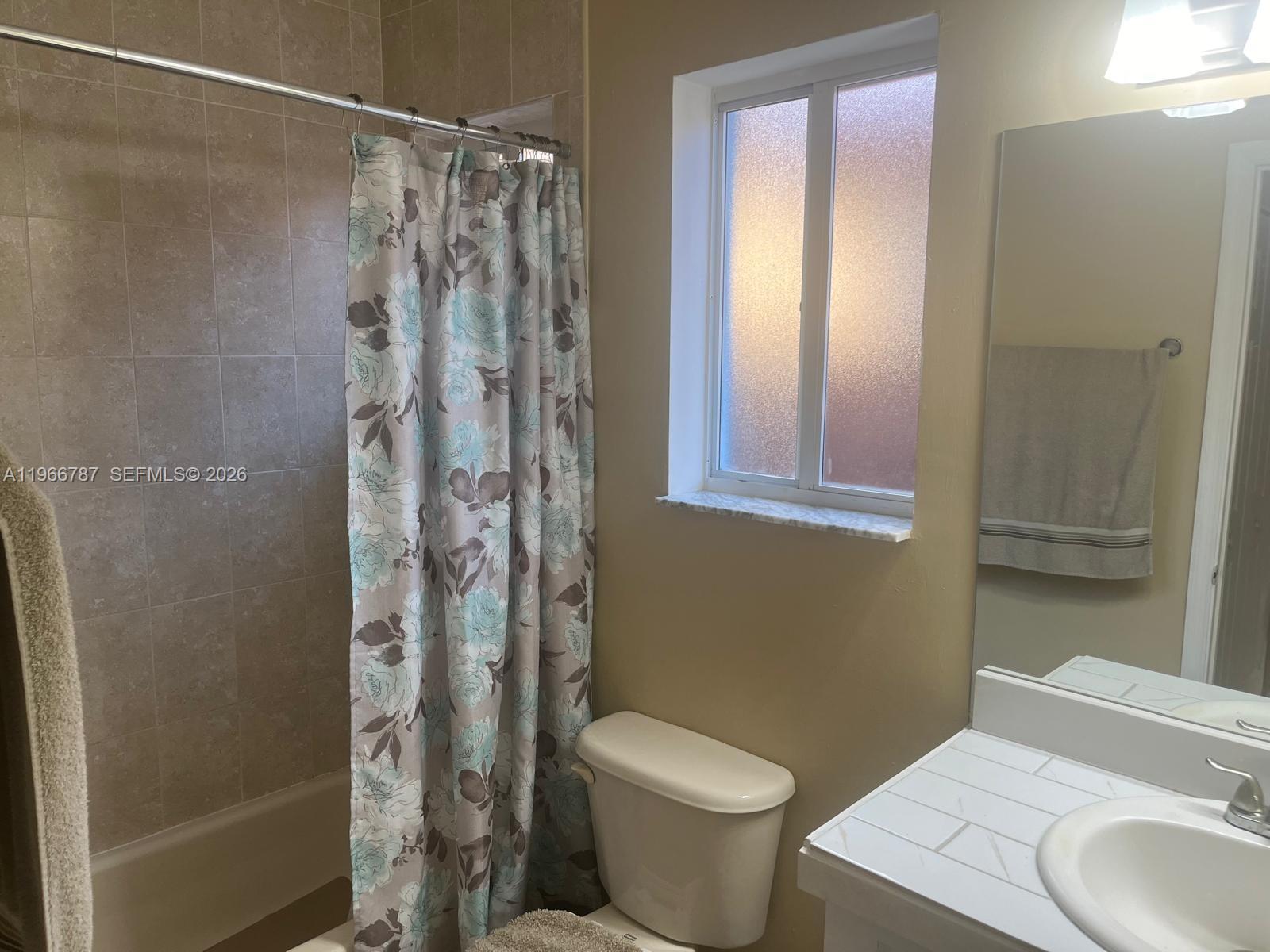 MEGHANS PLACE - Residential