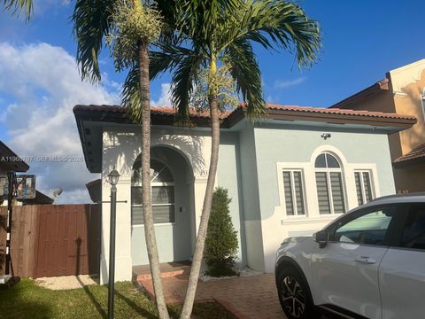 Photo of 2510 NE 41st Ave, Homestead, FL 33033 (MLS # A11966787)