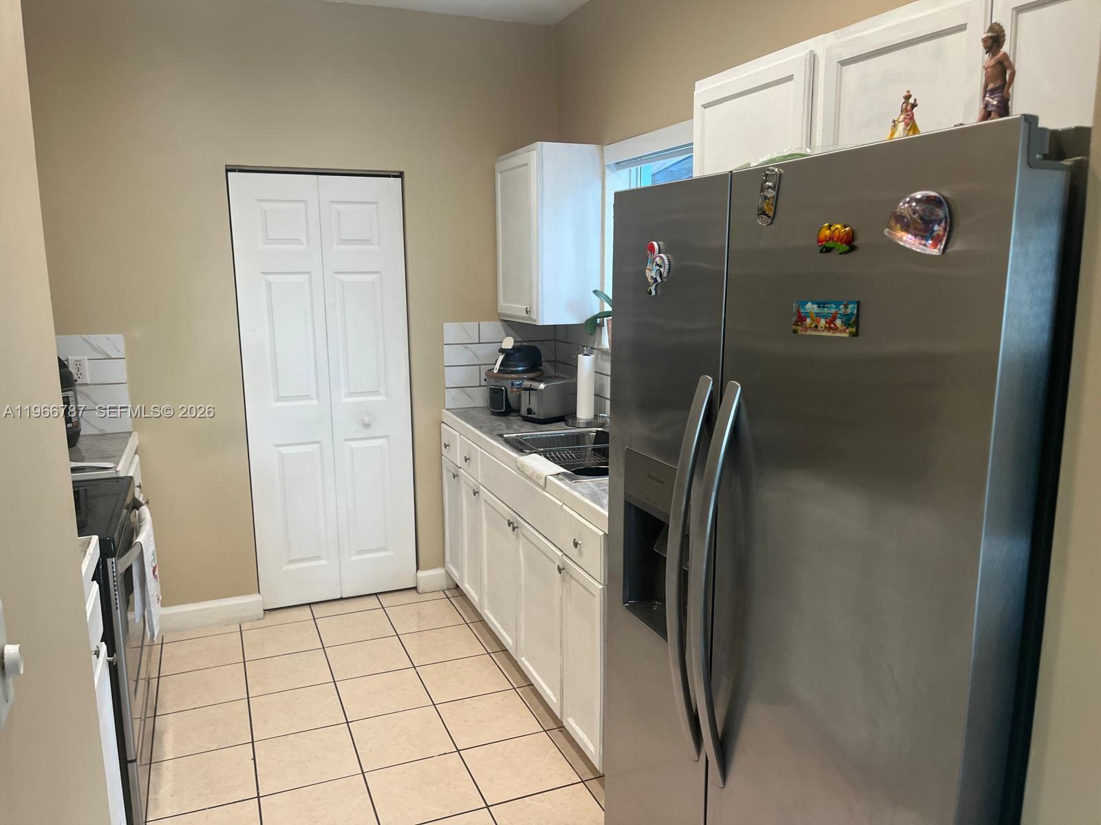 MEGHANS PLACE - Residential