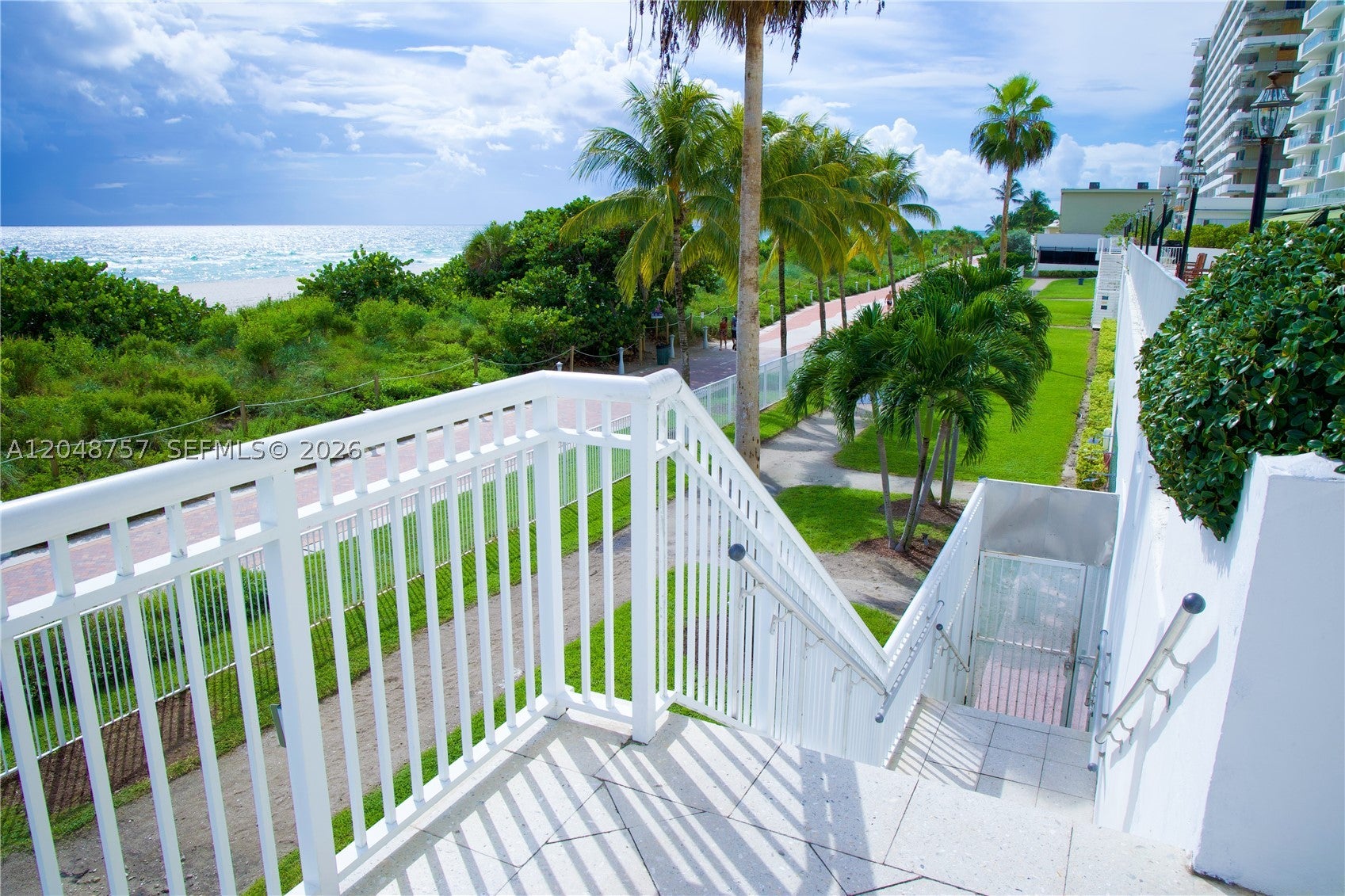 5601 Collins Ave 1614