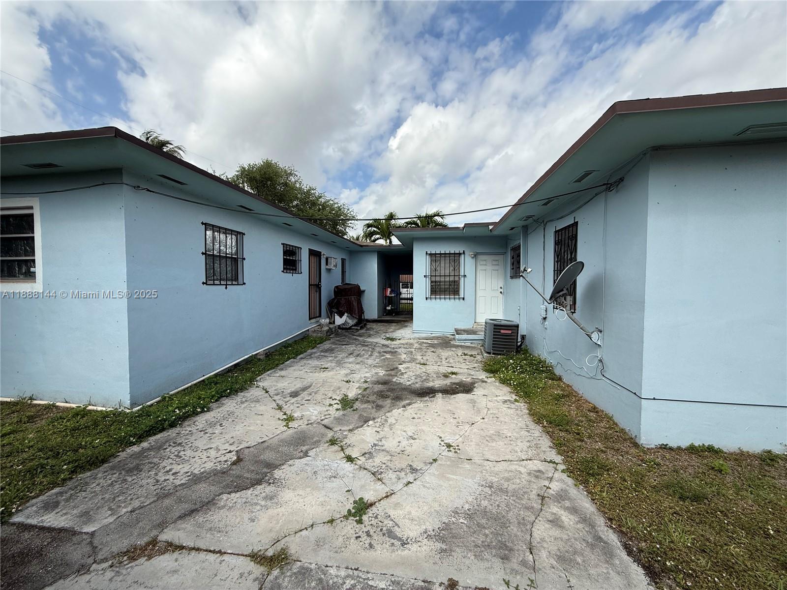 LAWNDALE 3RD ADDN - Residential Income