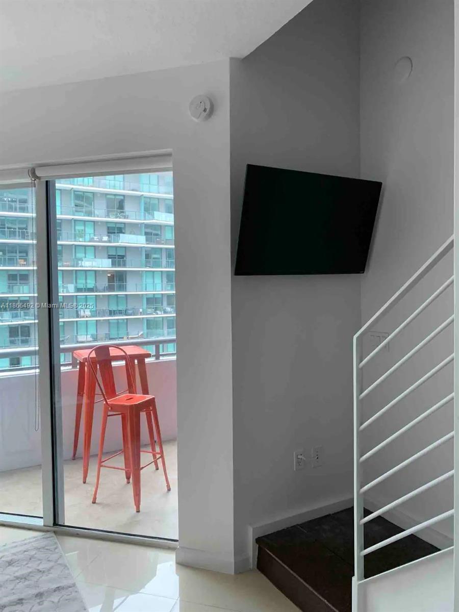 INFINITY AT BRICKELL COND - Residential