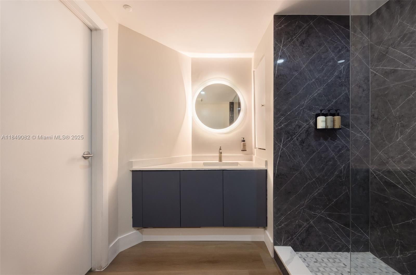 MUTINY PARK CONDO - Residential