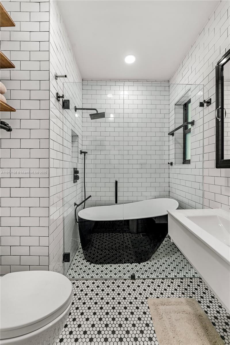 HOLLYWOOD - Residential