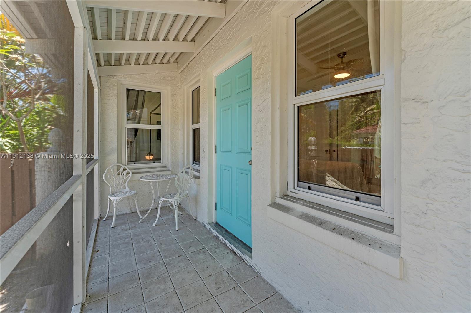 HOLLYWOOD - Residential