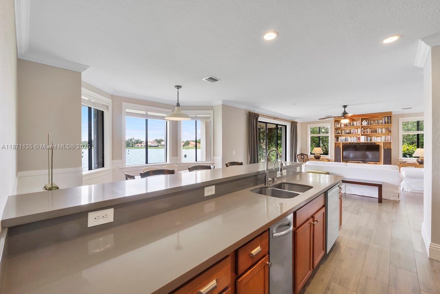 CUTLER CAY - Residential