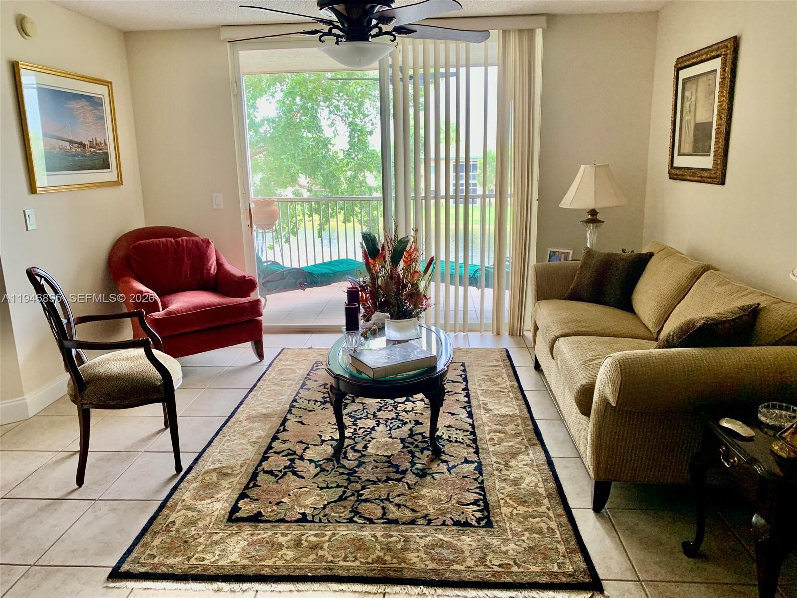 SOUTHAMPTON CONDOMINIUM H - Residential