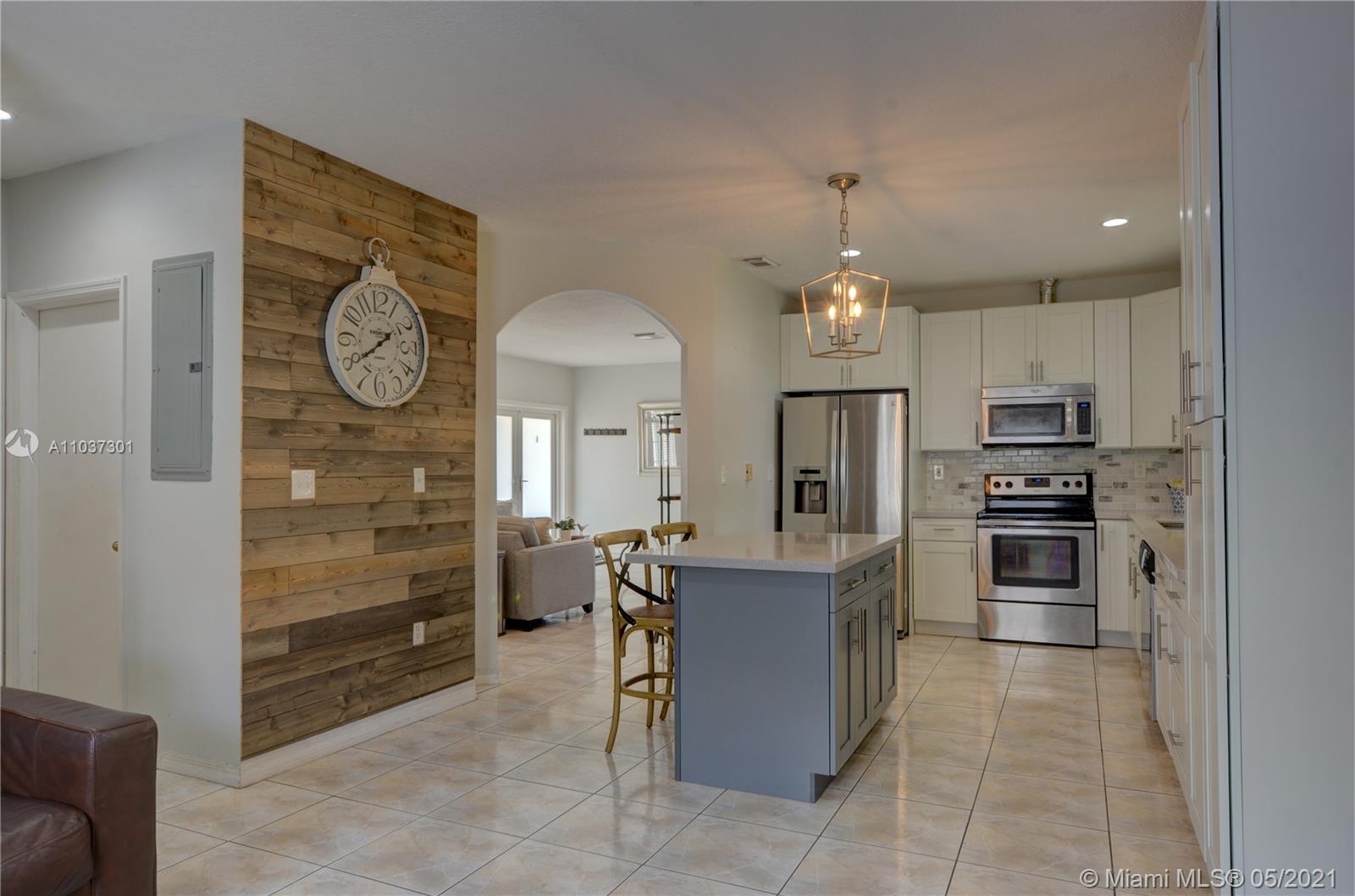 MONACO ESTATES AT KENDALL - Residential