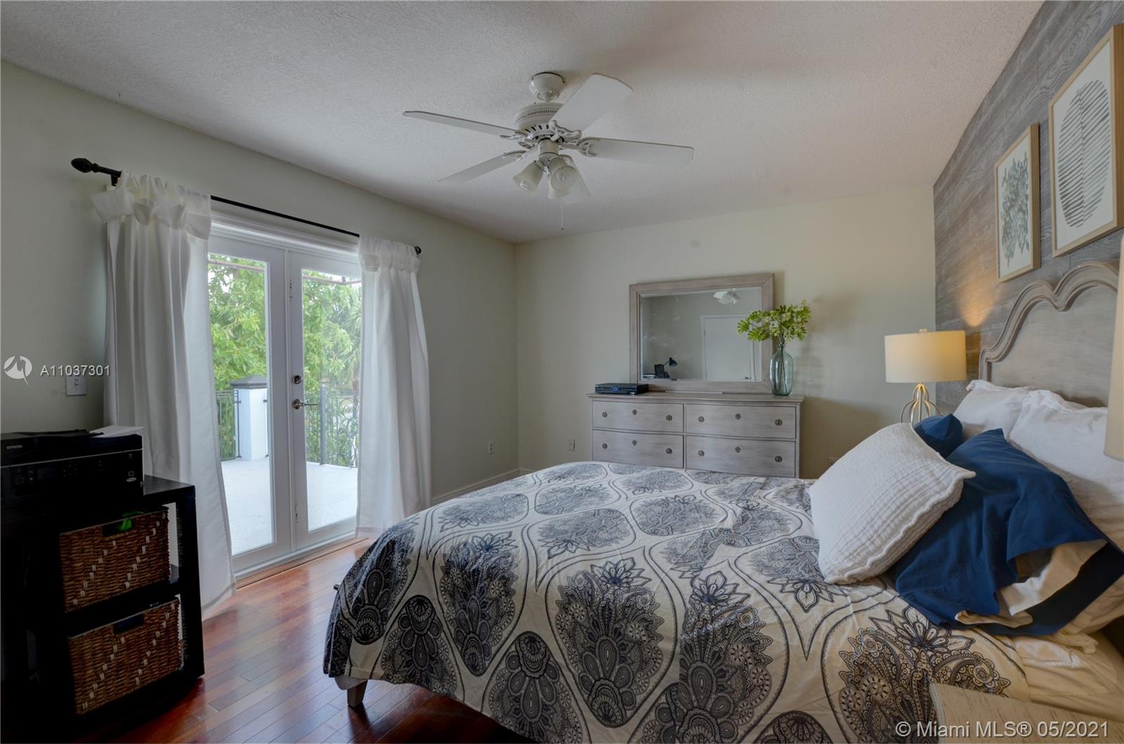 MONACO ESTATES AT KENDALL - Residential