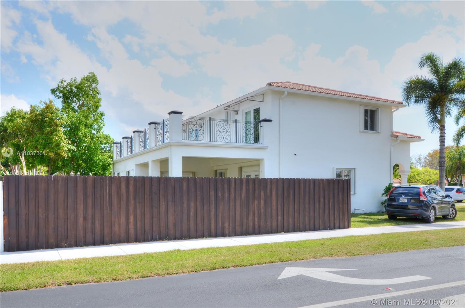 MONACO ESTATES AT KENDALL - Residential