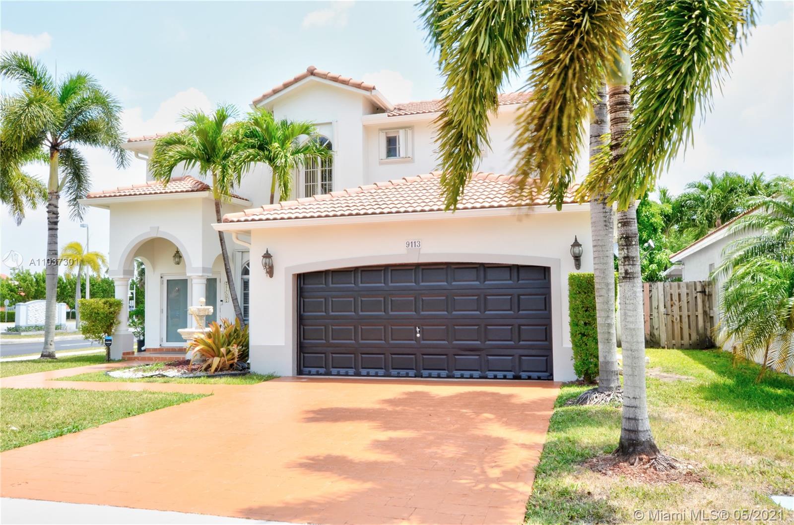 MONACO ESTATES AT KENDALL - Residential