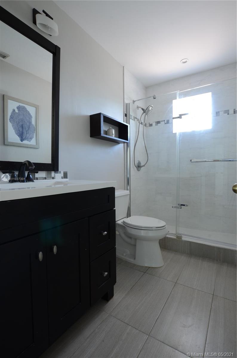 MONACO ESTATES AT KENDALL - Residential