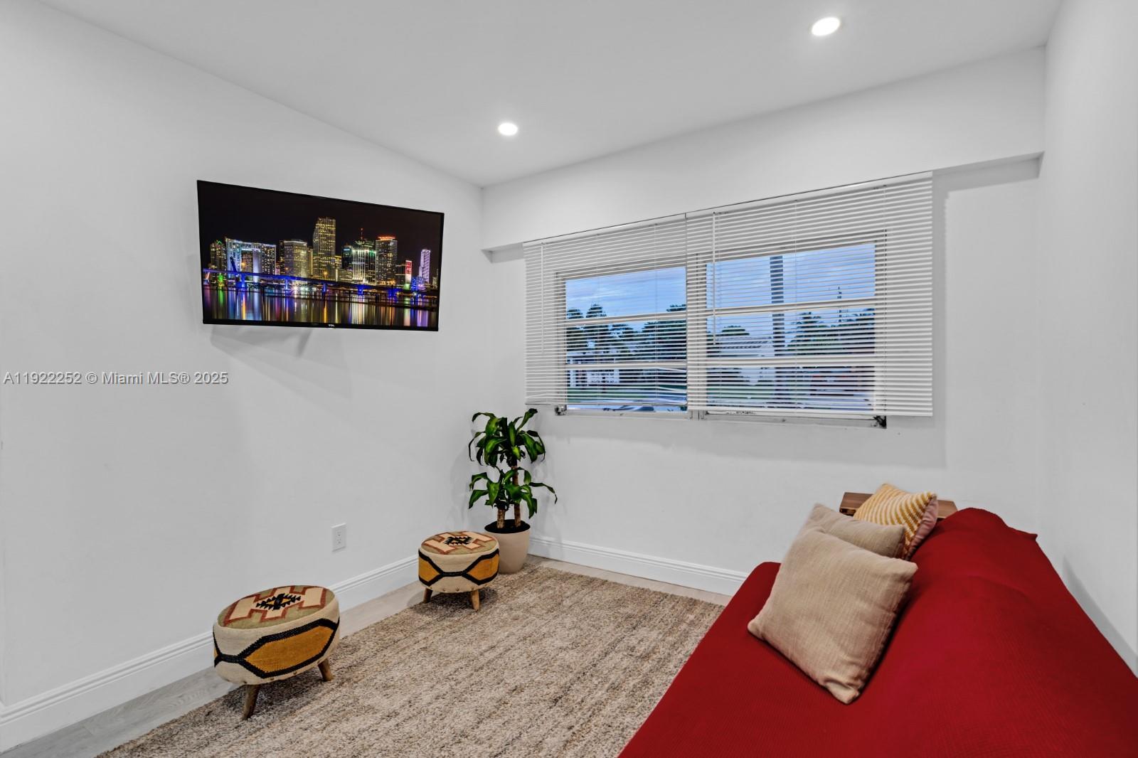 LYONS PARK - Residential