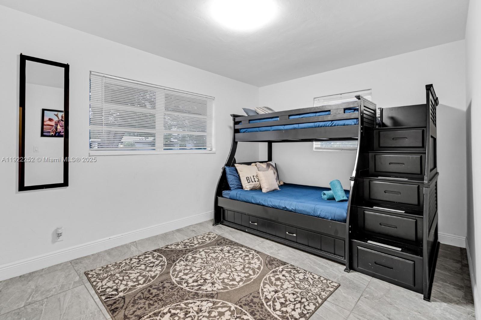 LYONS PARK - Residential